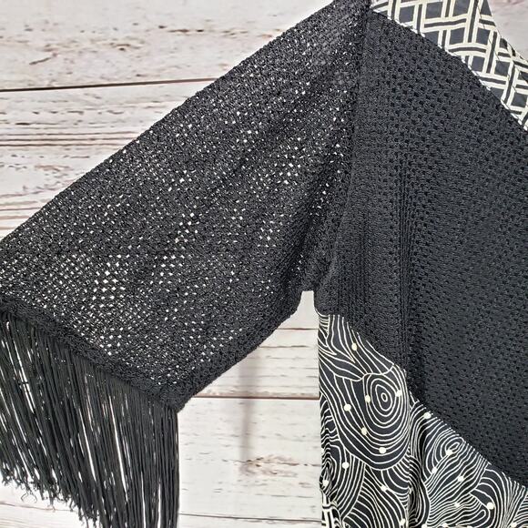 Molato Women's Black Color block Fringe 3/4 Sleeve Top Size Small - Picture 4 of 9